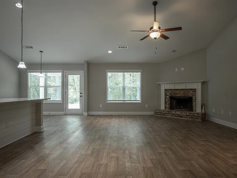 1106 Lackey Rd — Photo 10