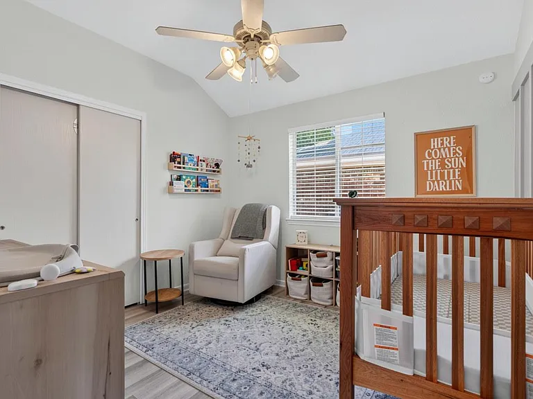 19037 Leigh Ln — Photo 17