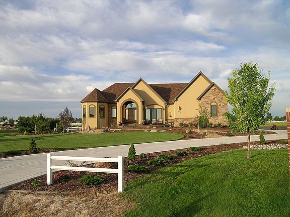 2nd image of 8412 Morning Star Ln