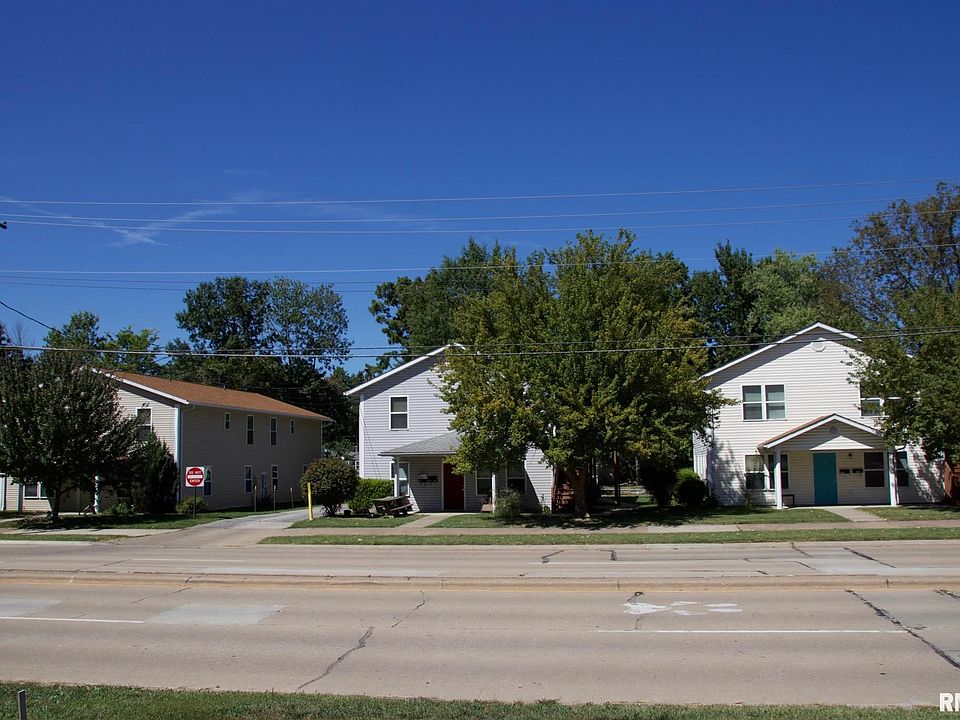 1st image of 902 W Mill St #908
