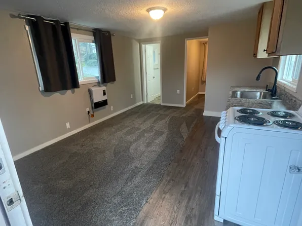 2200 NE Holmes Rd #3, Lincoln City, OR 97367