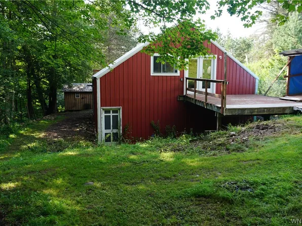 313 Cobb Rd, Whitesville, NY 14897
