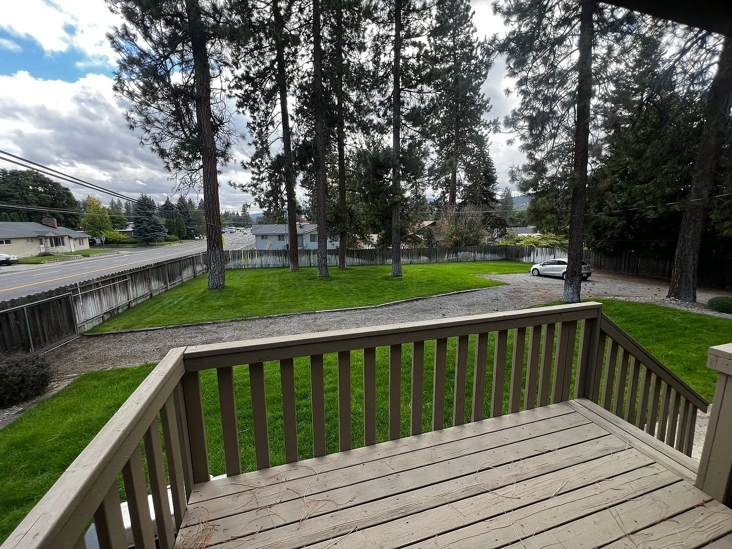 4 plex off 14th ave in Spokane Valley — Photo 2