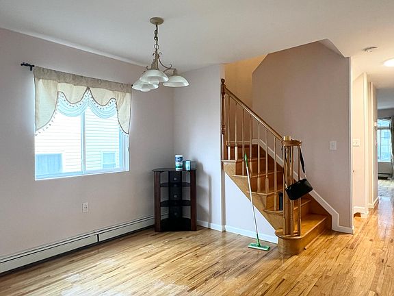 4th image of 188 Livingston Ave