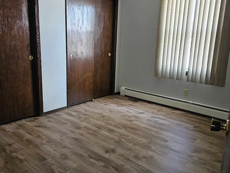 302 Merrill Ave — Photo 40
