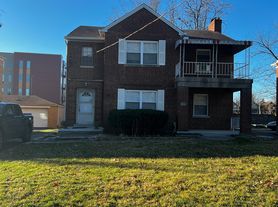 1611 S Dixon Cir, Cincinnati, OH