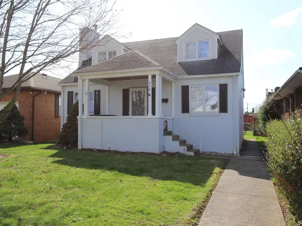 208 32nd St W, Huntington, WV 25704