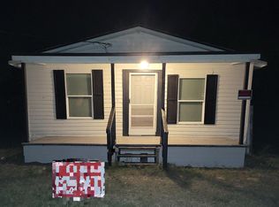 203 W Cleveland St, Apopka, FL 32703