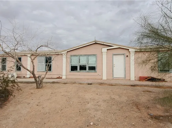 870 E Cave Ave, Moapa Valley, NV 89040