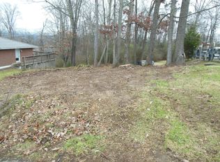 110 Perrin Ave, Rossville, GA 30741