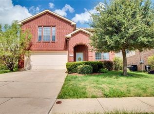 6757 Friendsway Dr, Fort Worth, TX 76137