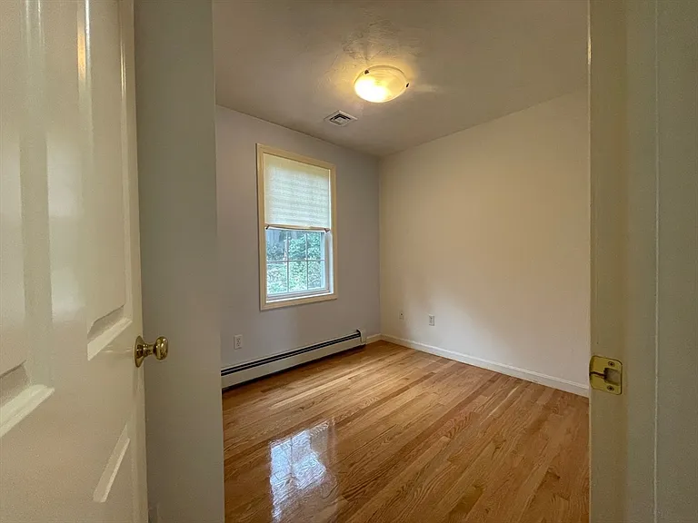 72 Cedar Rd N — Photo 14