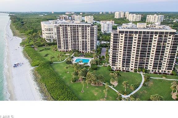 3rd image of 10851 Gulf Shore Dr APT 902