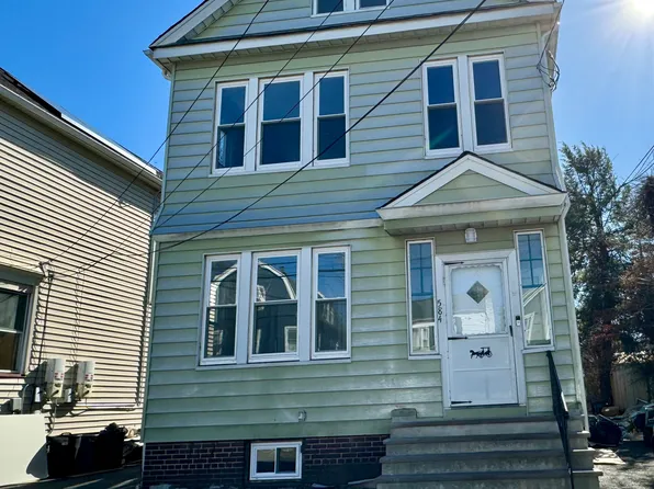 584 Morris St, Orange, NJ 07050