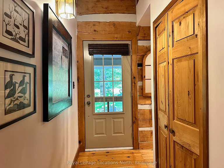 115 Tyrol Ave — Photo 3
