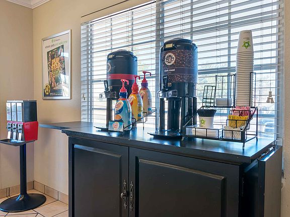 Free Grab-and-Go Breakfast