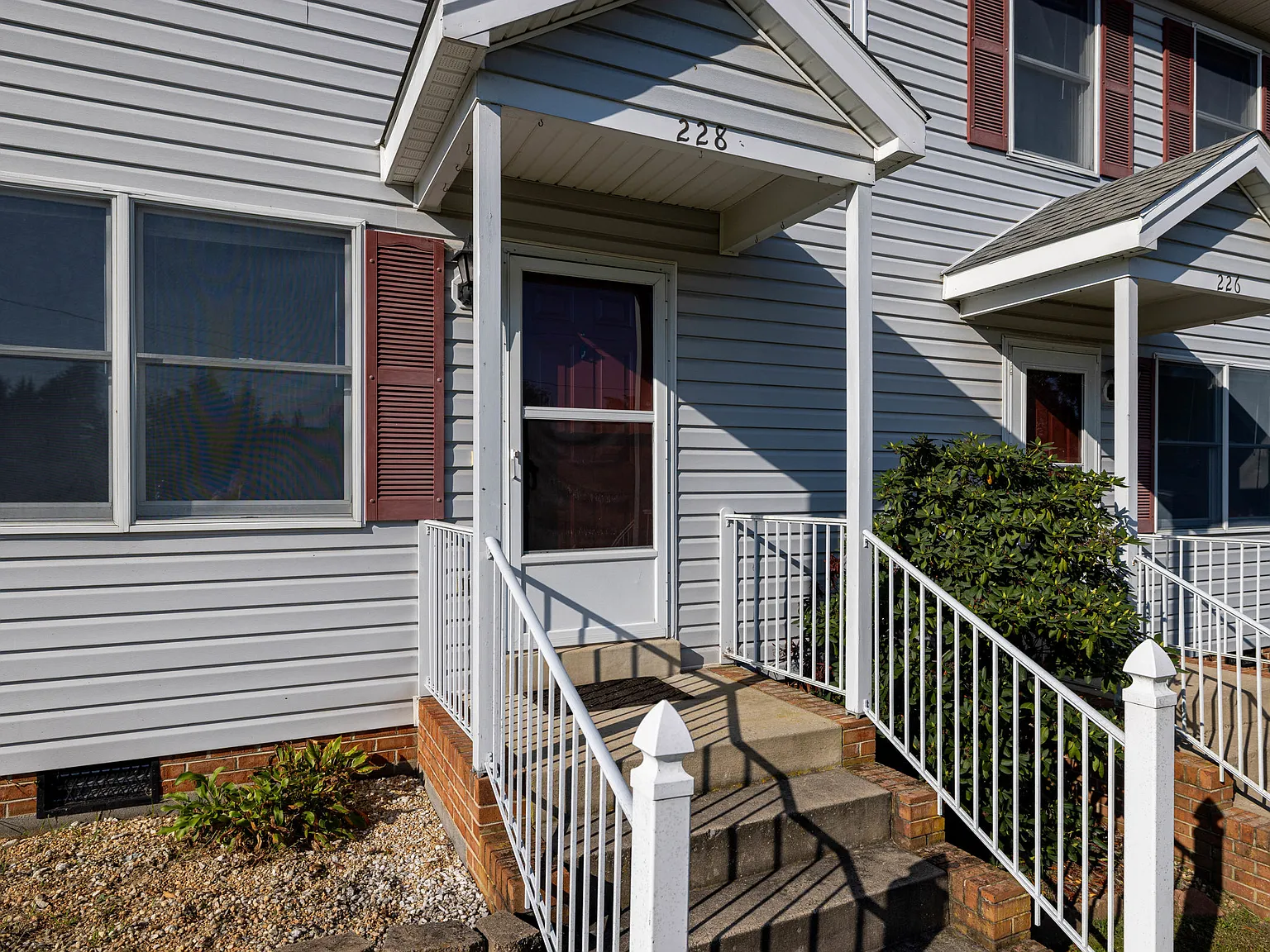 2 bed, 1.5 bath, 1152 sqft, $1,475 — Photo 2