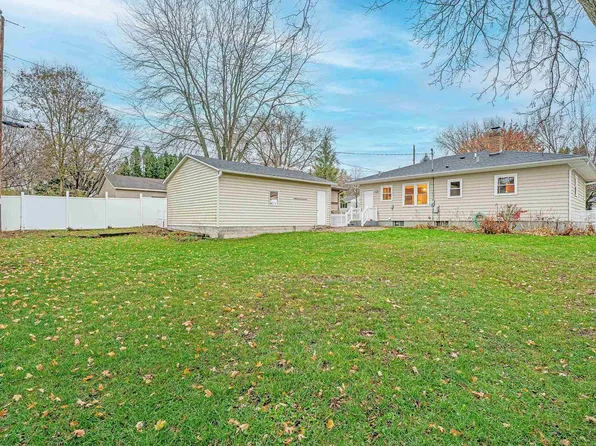 1526 ARIZONA Pass, Madison, WI 53704