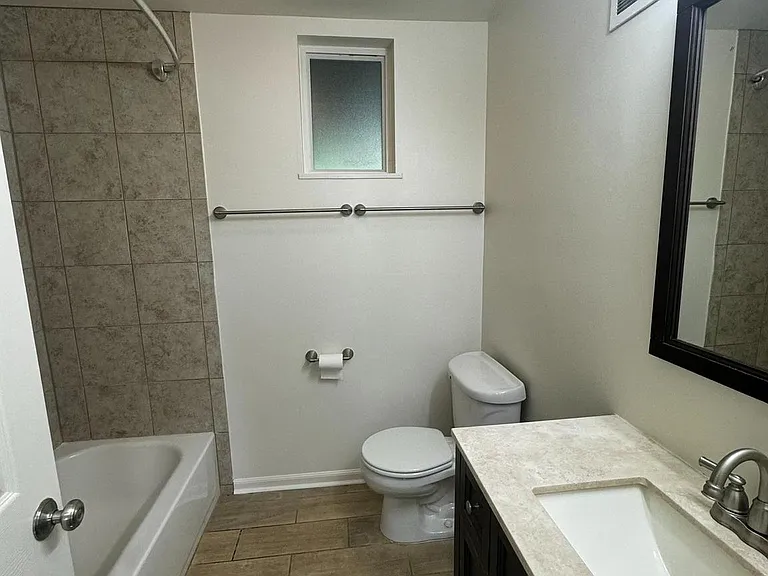2508 Saint John Pl — Photo 13