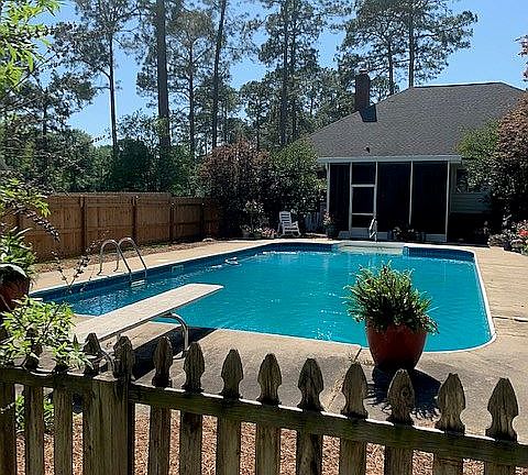 5th image of 108 Lavender Ln
