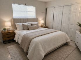 9956 Twin Lakes Dr, Coral Springs, FL
