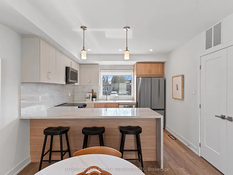 15 Acorn Ave #1 — Photo 9