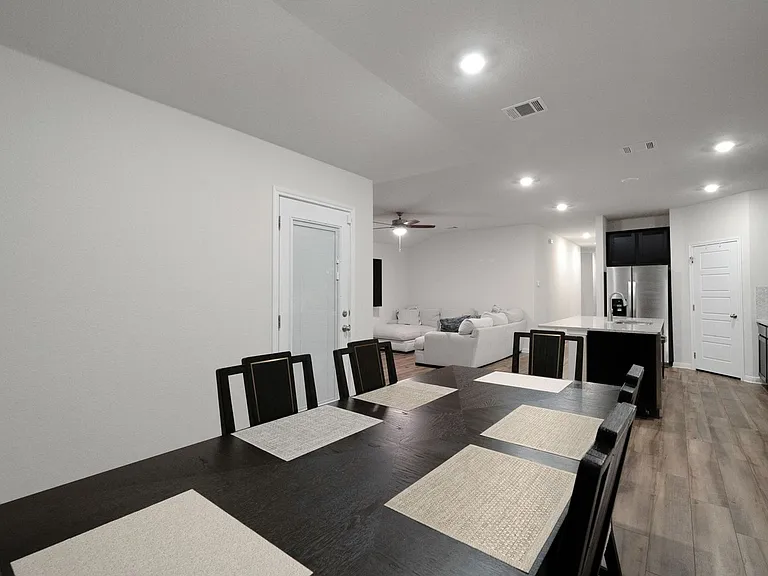 3025 Charyn Way — Photo 32