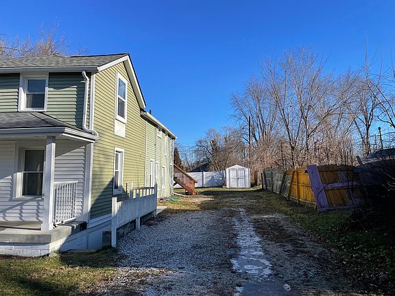 2nd image of 128 Miles St #2