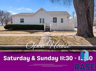 2405 W Bailey St, Sioux Falls, SD 57104