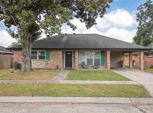 5520 Hudson Dr, Marrero, LA 70072