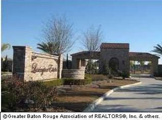 127 Grand Way Ave, Baton Rouge, LA 70810