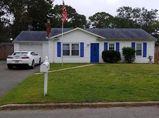 105 Sinclair Ave, Lanoka Harbor, NJ 08734