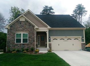 10 Waterway Ln, Buffalo, NY 14228