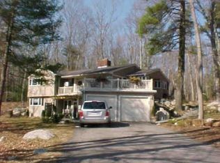 49 Pinetree Ln, Abington, MA 02351