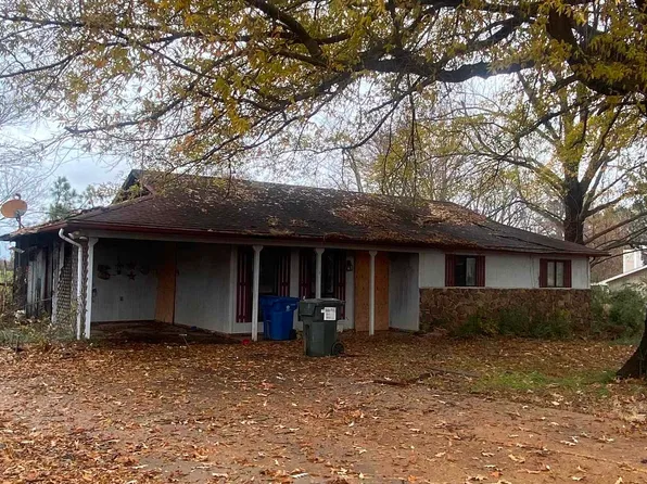 1254 Burnett Ln, Covington, TN 38019