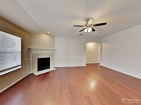 4th image of 6701 Broken Arrow Ct