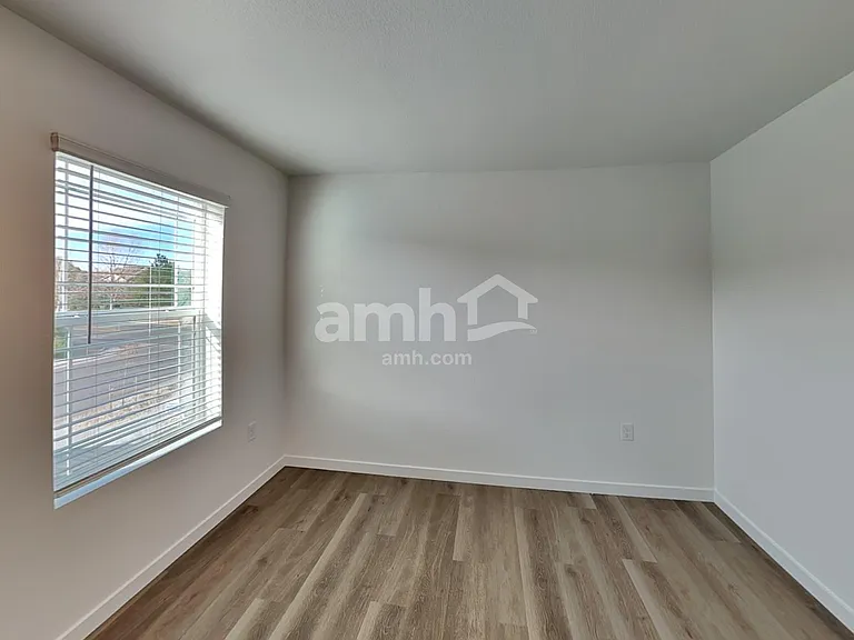 26116 E Calhoun Cir — Photo 16