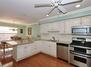 303 Riveredge Dr, Chatham, NJ 07928