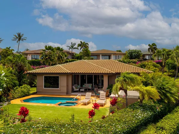 215 Wahioli Way, Lahaina, HI 96761