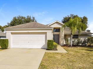 4461 Treasure Cay Rd, Tavares, FL 32778