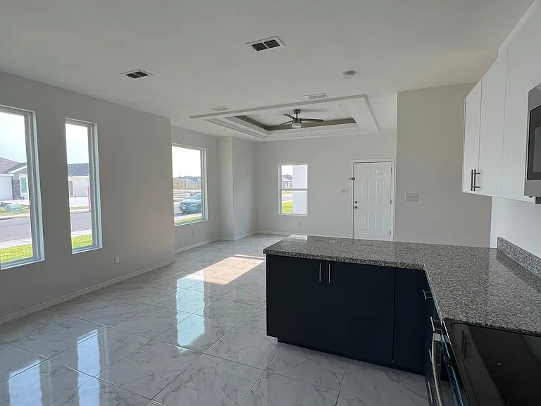 5600 Puffin St — Photo 5