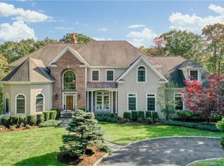 45 Fieldstone Dr, Easton, CT 06612