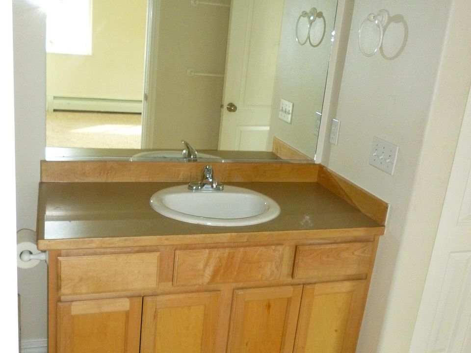 2nd image of 11668 Dawn St #3