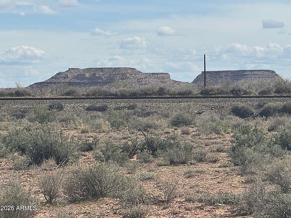 2nd image of Tract 439 Painted Desert Ranches -- #439.440,441,442
