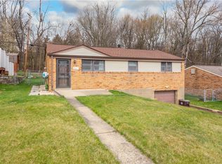 3457 Pleasantvue Dr, Pittsburgh, PA 15227