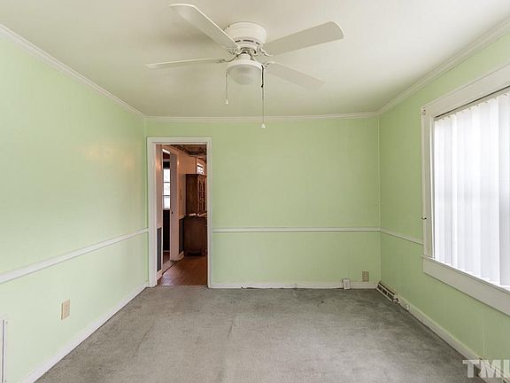 4th image of 816 Burlington Ave
