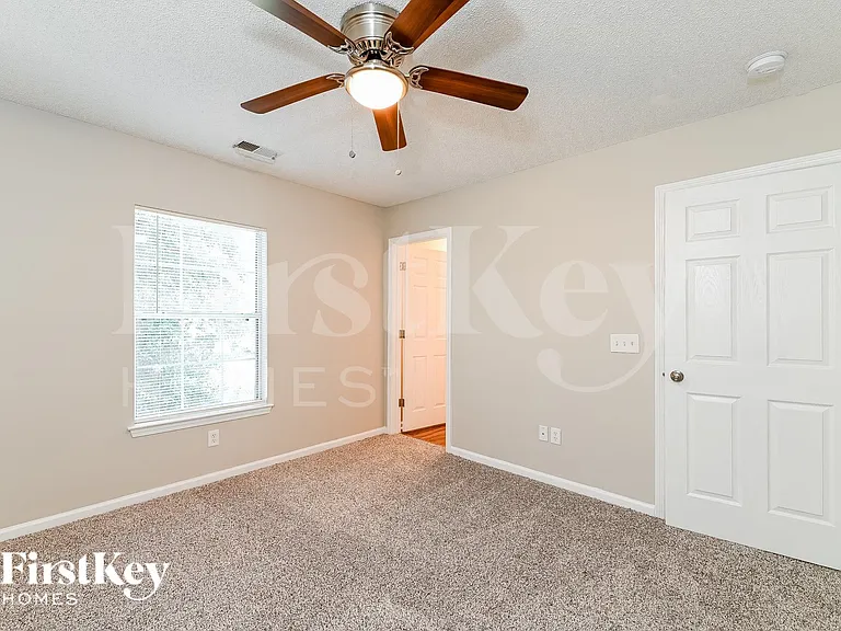 1020 Golden Aspen Dr — Photo 9
