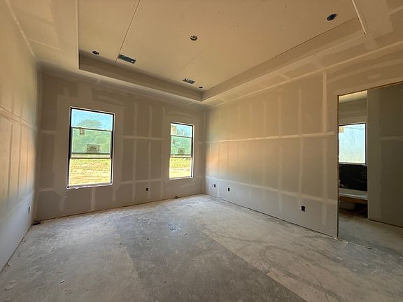 4th image of 517 Lantana Dr