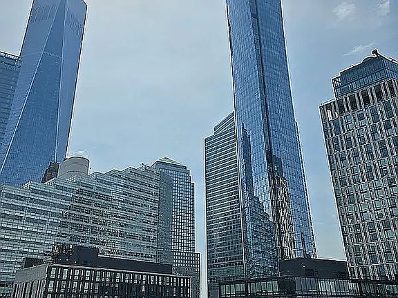 5th image of 295 Greenwich St #6CU