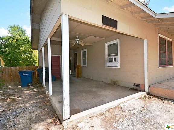 4th image of 303 E Faust St